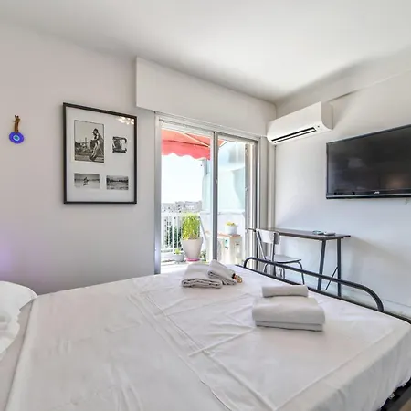 Apartment Marechal 2 Bedroom Flat Cannes