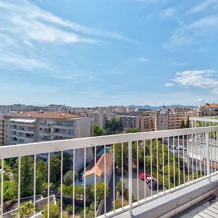 Marechal 2 Bedroom Flat Cannes